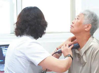开云野生智能+医疗——装备进社区 专家在云端 群众日报(图1) 开云野生智能+医疗——装备进社区 专家在云端 群众日报(图1)