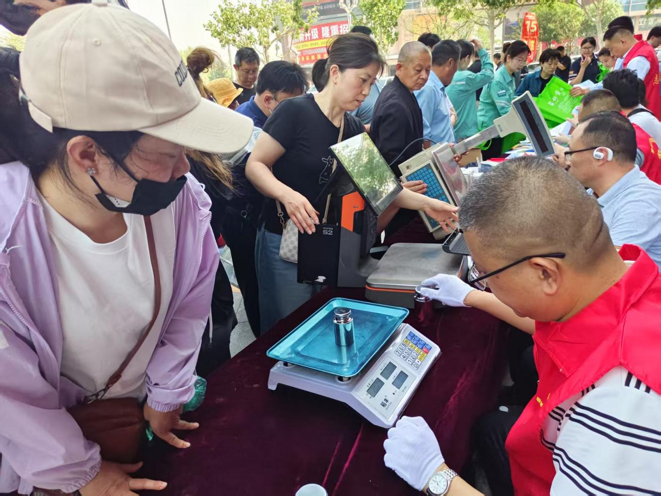 医疗电子结对共建聚协力 为民效劳践初心 ——聊都会查验检测中间第二党支部结合聊城(图2) 医疗电子结对共建聚协力 为民效劳践初心 ——聊都会查验检测中间第二党支部结合聊城(图2)